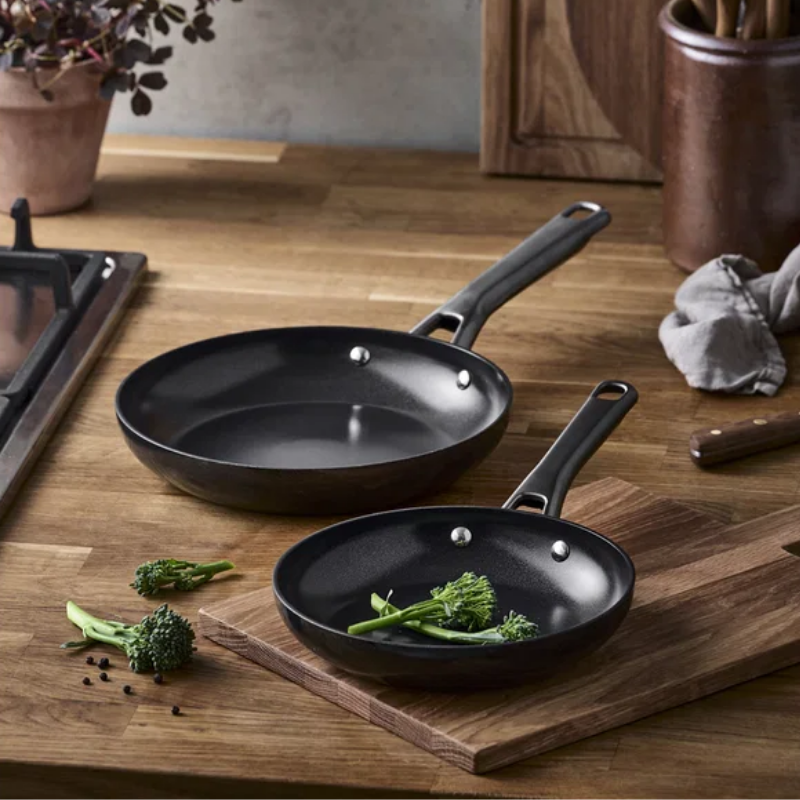 Pillivuyt Gourmet Blavet Stegepandesæt 20 + 28 Cm