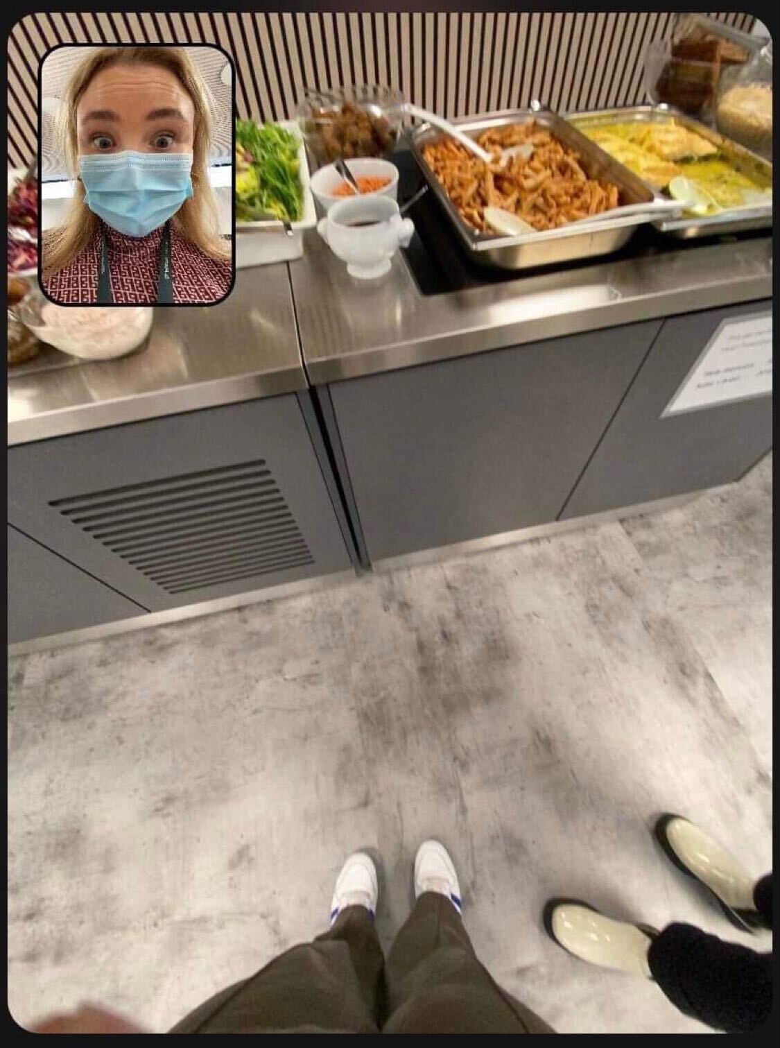 EGNE BILLEDER FRA LUNAS PROFIL OG LUNAS VENINDES PROFIL