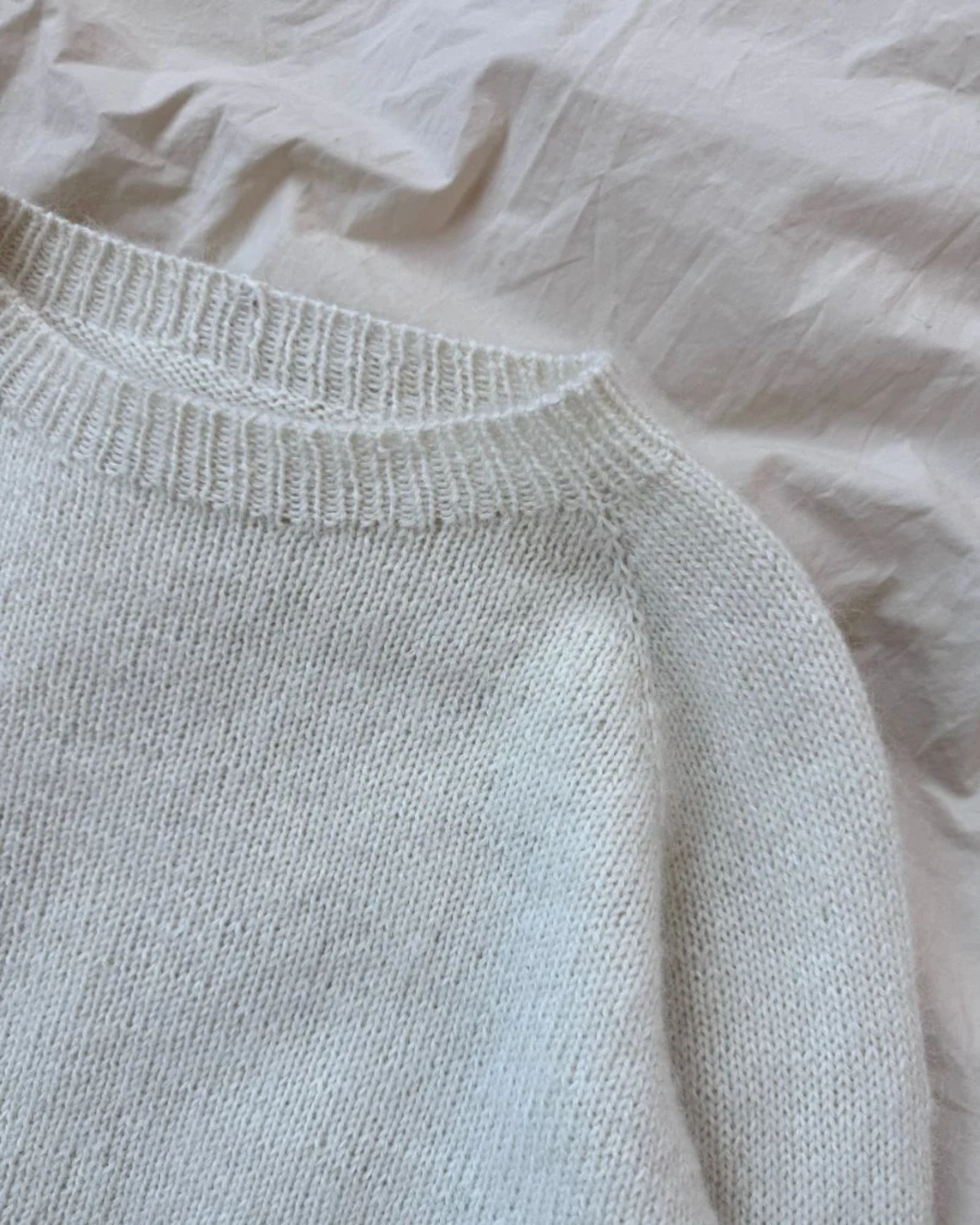 petiteknit_ingendikkedarsweater_2026_tg_5 petiteknit_ingendikkedarsweater_2026_tg_5