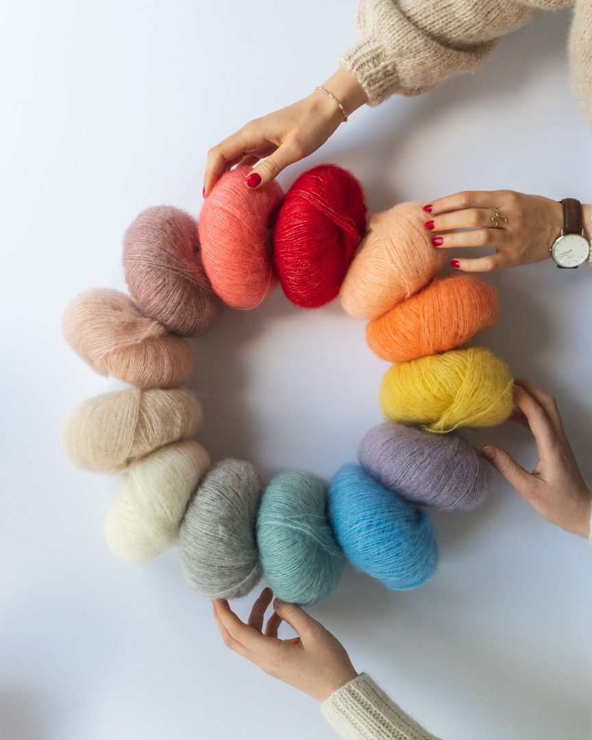 13 fine farver af Soft Silk Mohair.