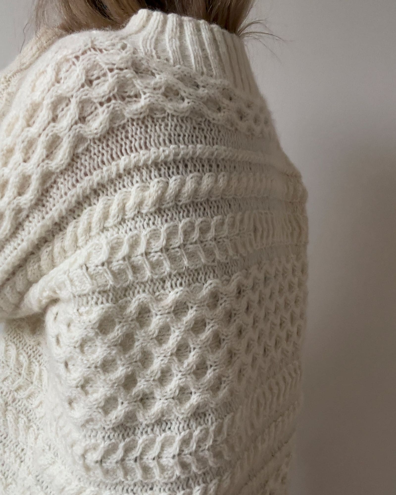 Eurus_Sweater_2 Eurus_Sweater_2