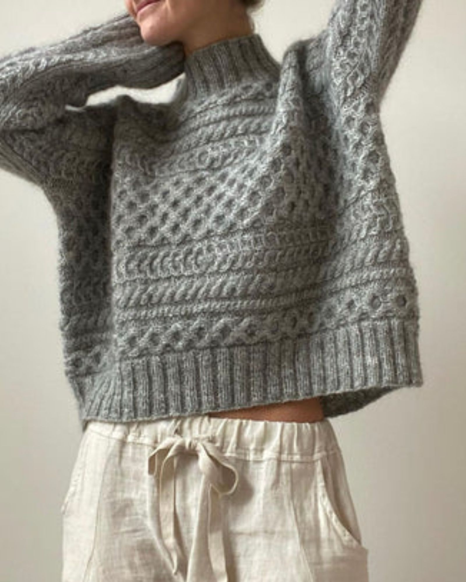 Eurus_Sweater_TG (3) Eurus_Sweater_TG (3)