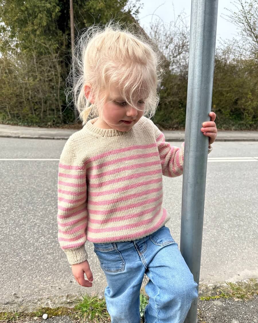 lyonjuniorplasticpinkogalmond3_1500x1500 lyonjuniorplasticpinkogalmond3_1500x1500