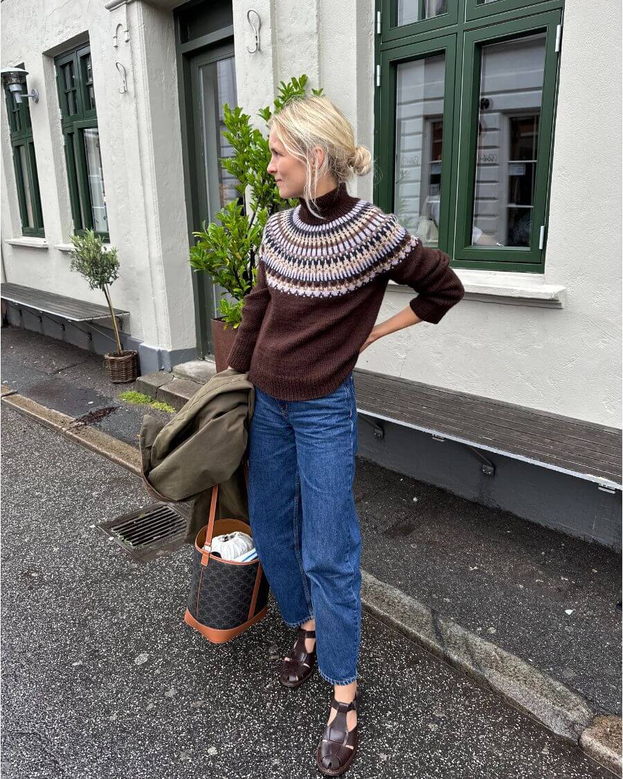 celestesweater5_1500x1500 celestesweater5_1500x1500