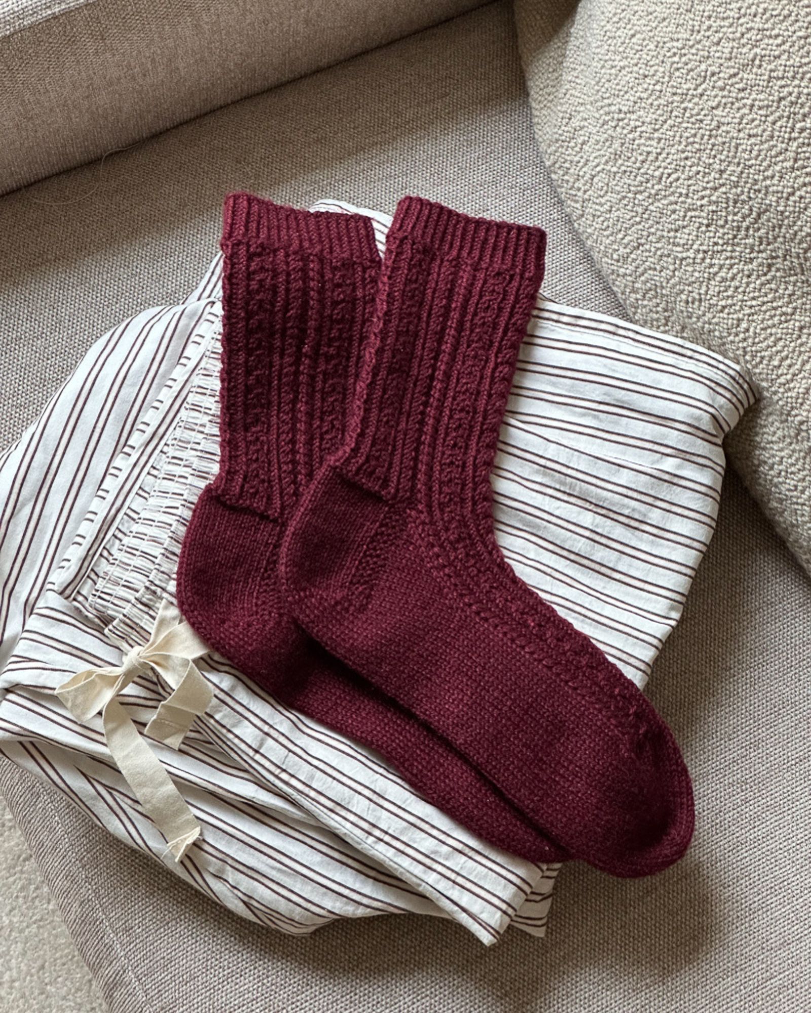 Dagmar_Socks_TG (2) Dagmar_Socks_TG (2)