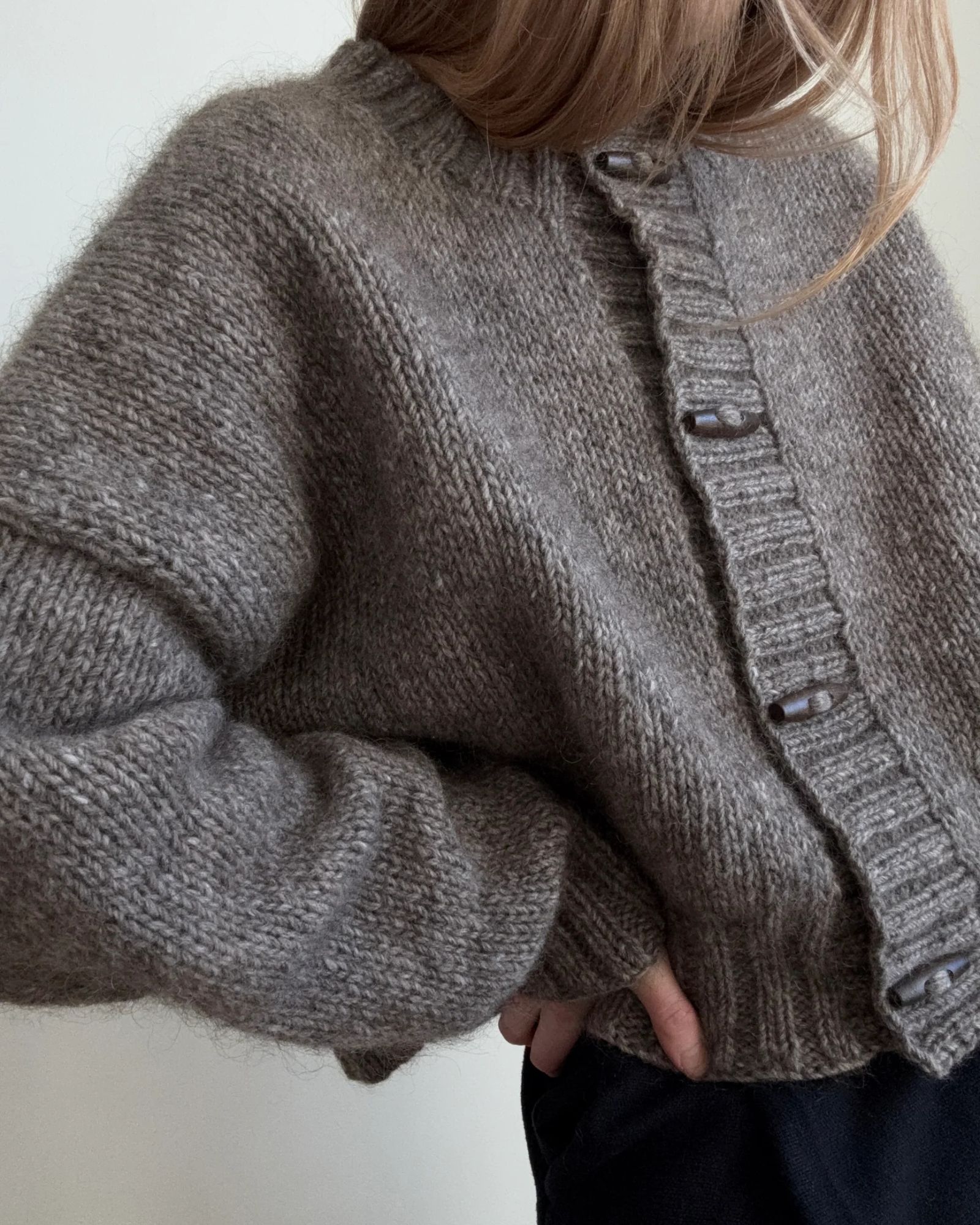 Hana_Cardigan_TG (2) Hana_Cardigan_TG (2)