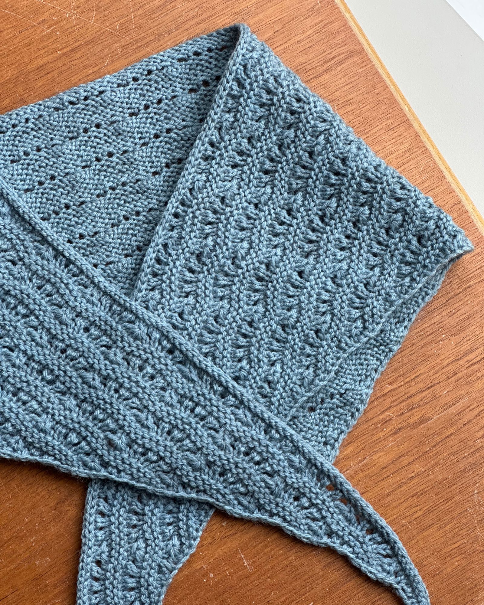 leknit_peacockscarf_yakwool_1 leknit_peacockscarf_yakwool_1