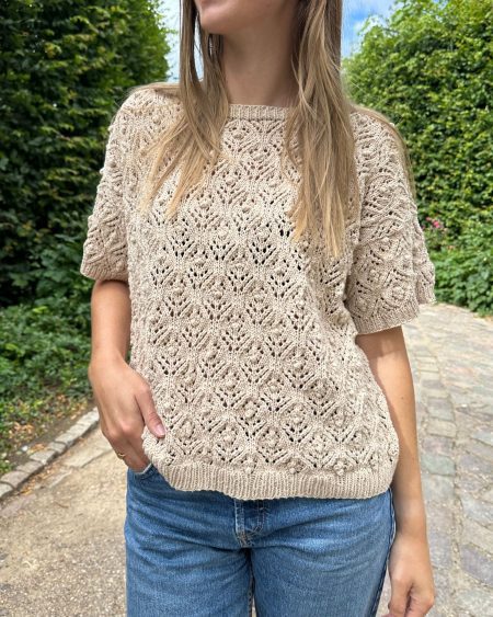 Mønstret t-shirt Thea Tee strikket i Havblik i farve 14 Nude.