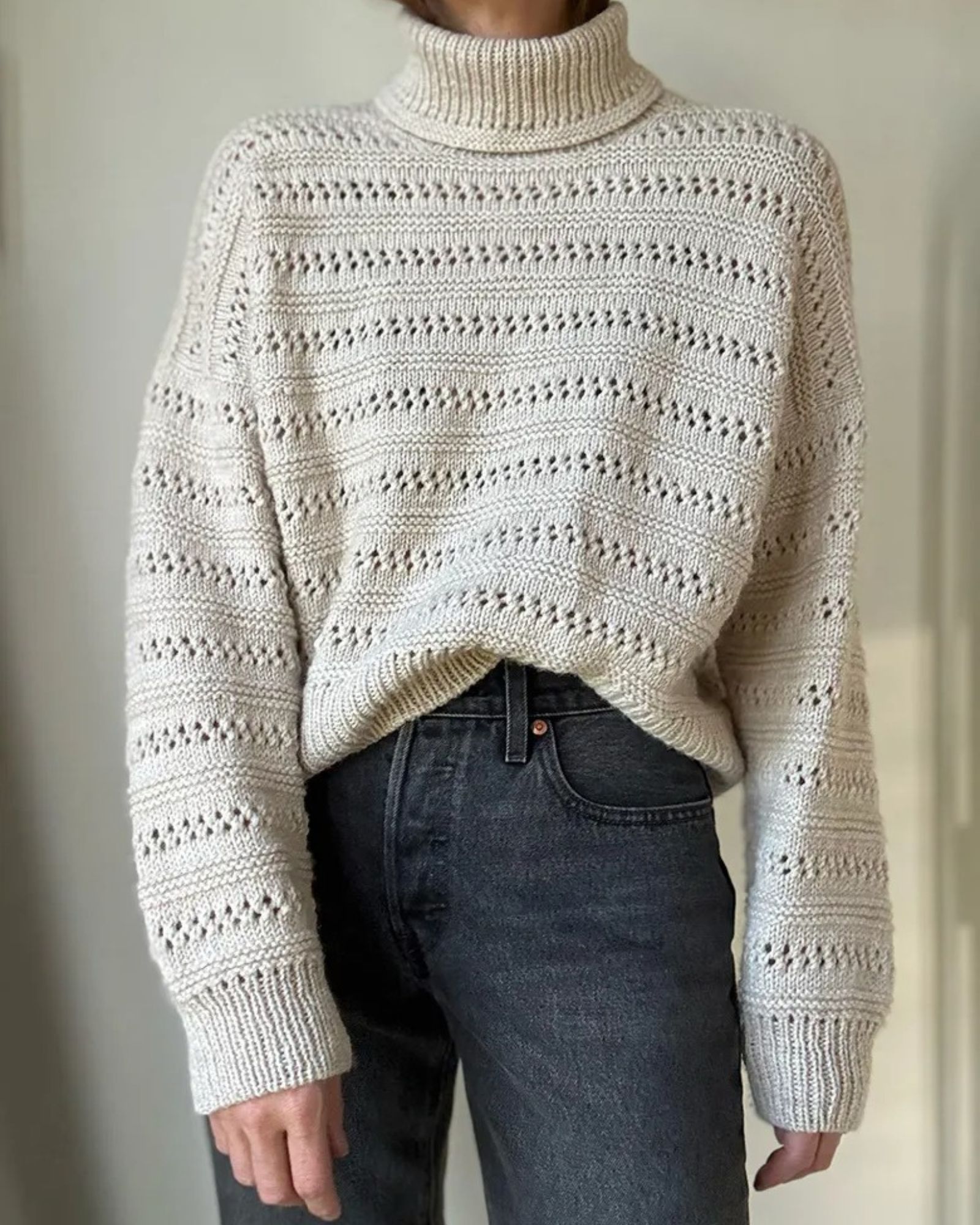 Lacey Loop Rollneck fra Other Loops i Peruvian i fv. 977 Marzipan Melange