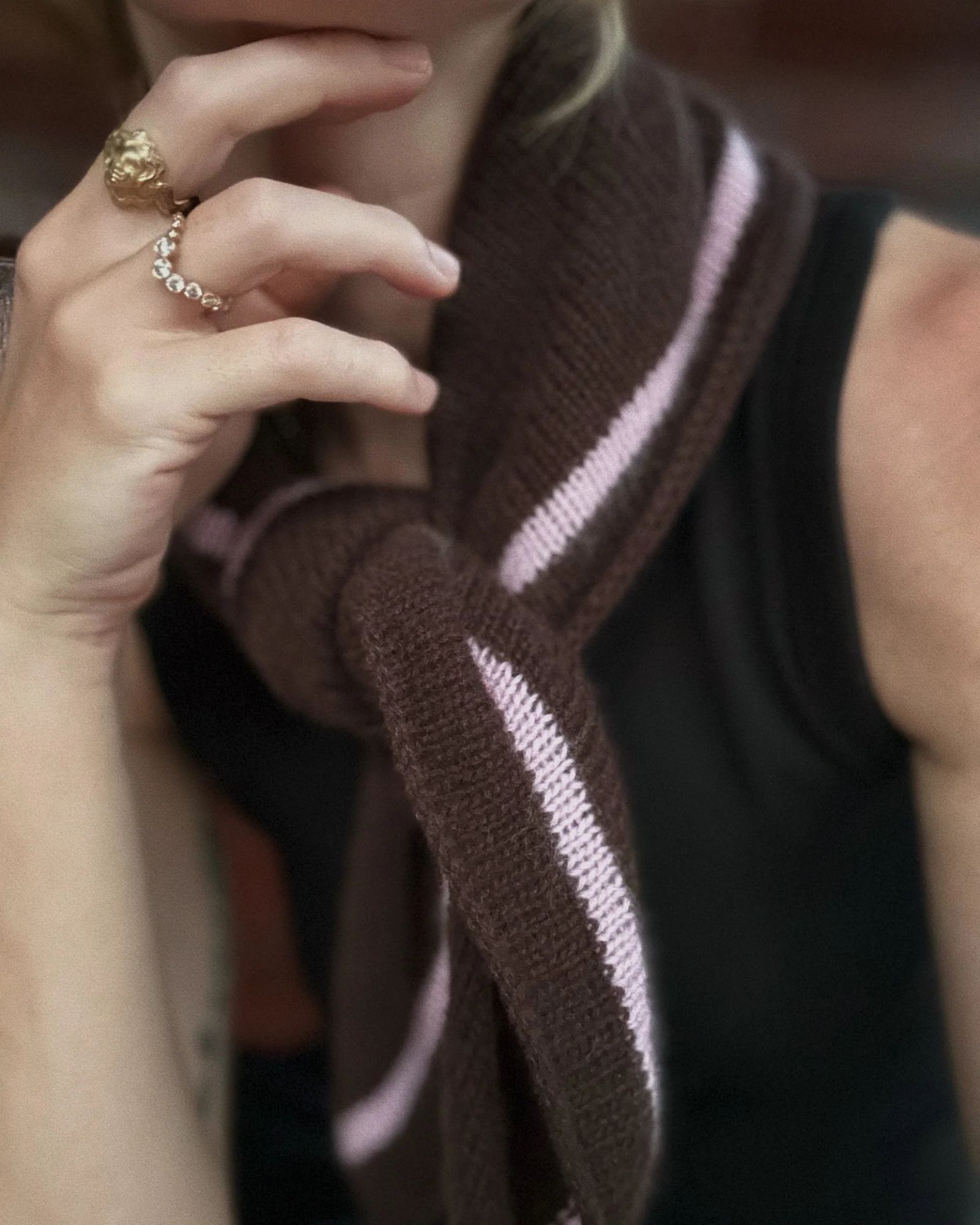 mftk_scarfno5_tg_9 mftk_scarfno5_tg_9