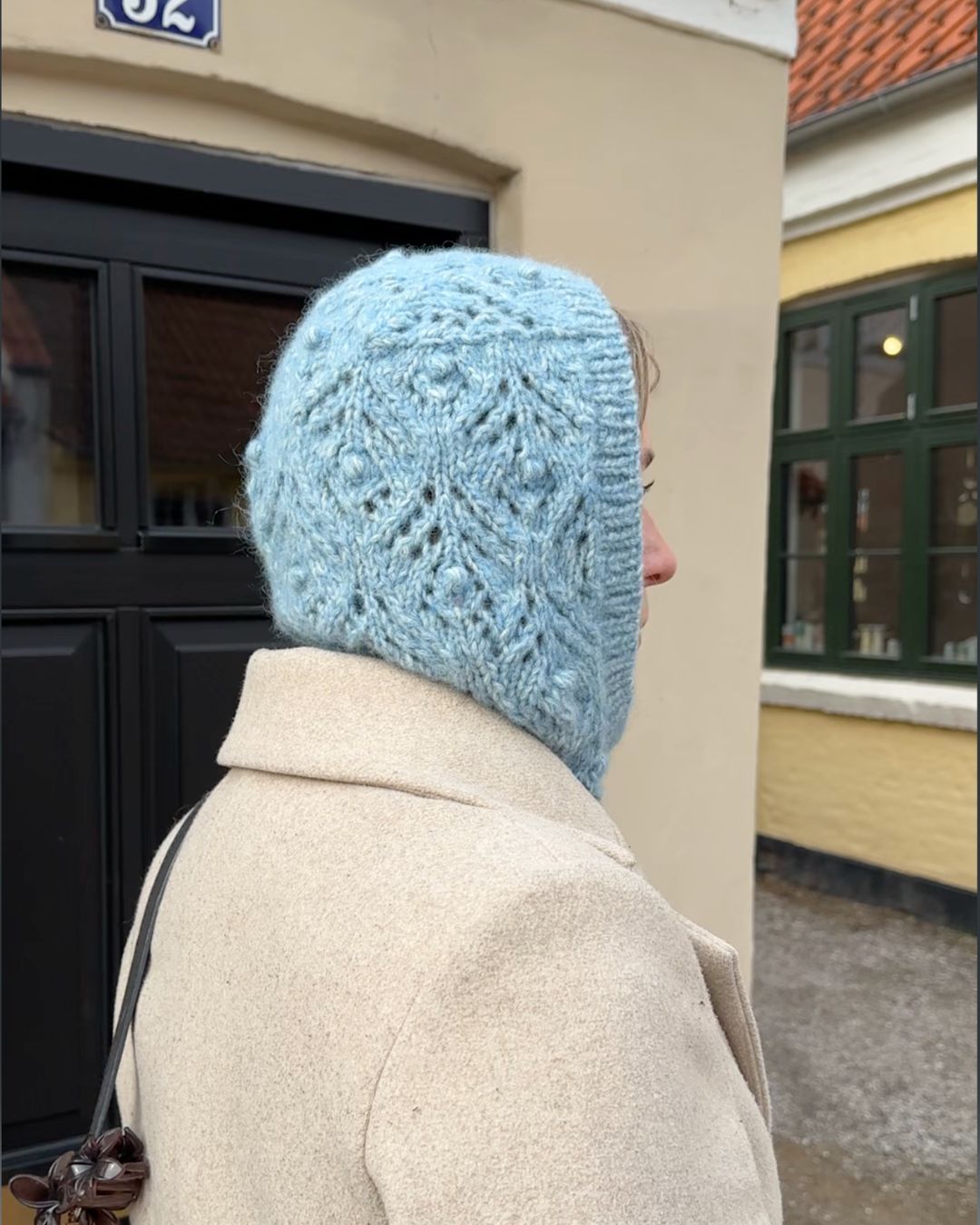 thea-balaclava-tg-16 thea-balaclava-tg-16